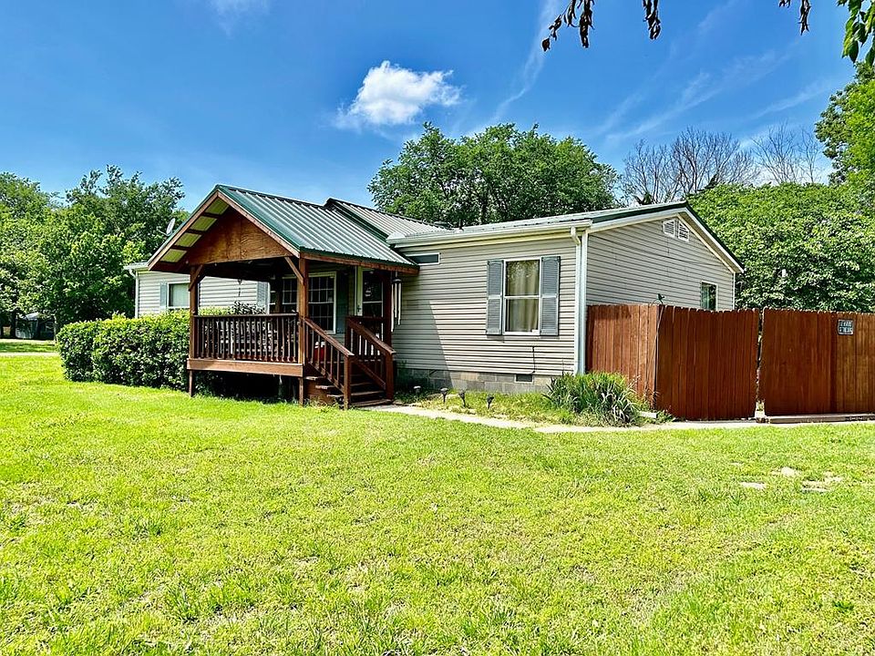110 W 2nd St, Mound Valley, KS 67354 MLS 46905 Zillow