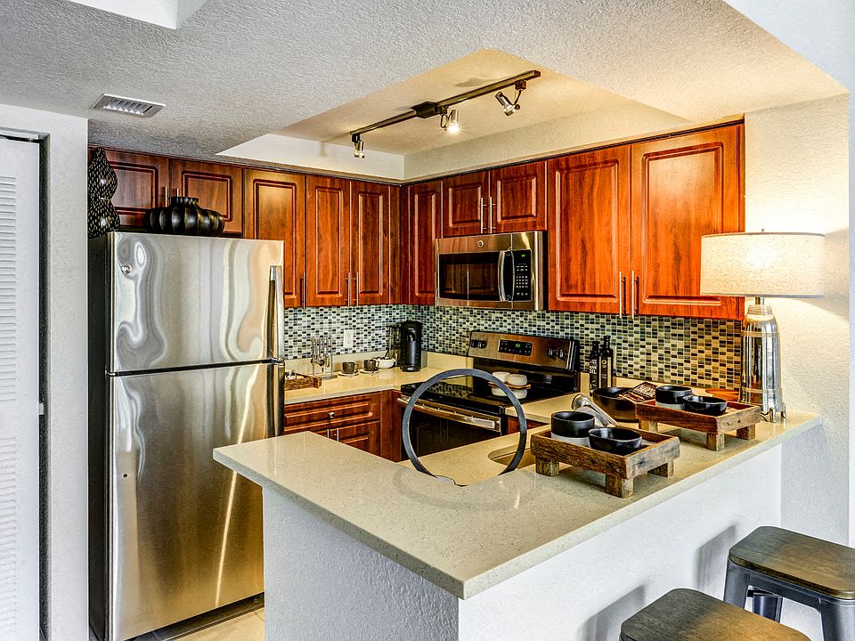 Gables Town Place Model kitchen