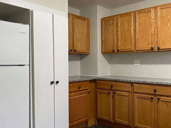 3rd image of 3740 N Elizabeth St