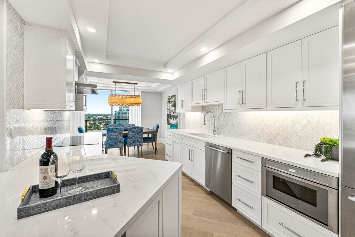 next background image