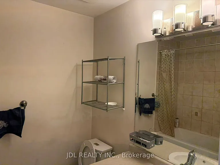 54 Raffeix Ln — Photo 3