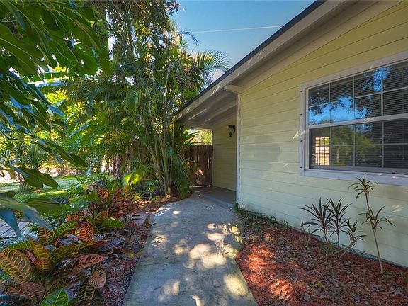4th image of 4197 Bluefish Dr SE