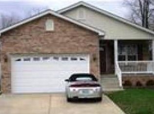 914 Valentine St, Festus, MO