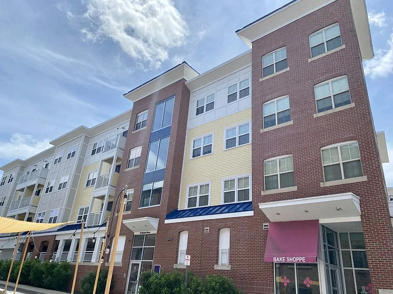 Enterprise Apartment Homes — Photo 13