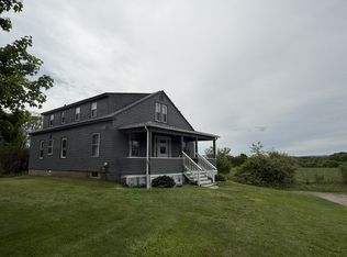 200 Sunderland Rd, Amherst, MA 01002