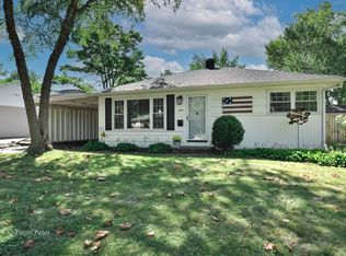 3101 Thrush Ln, Rolling Meadows, IL 60008