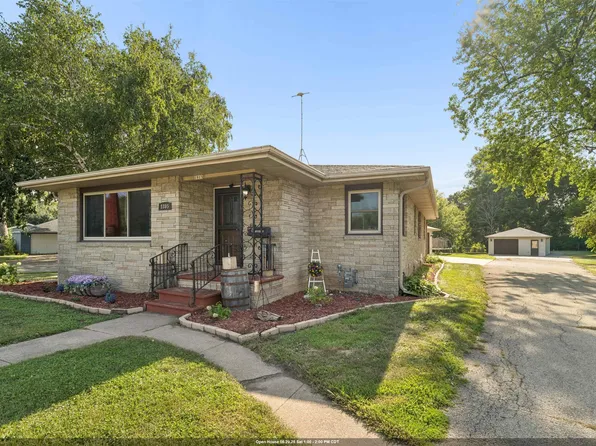 1805 Algoma Blvd, Oshkosh, WI 54901