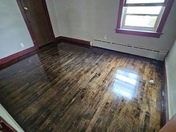 3rd image of 2902-2904 N 40th St #3aa1ea24a