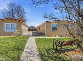906 N Fir Ave, Gillette, WY 82716