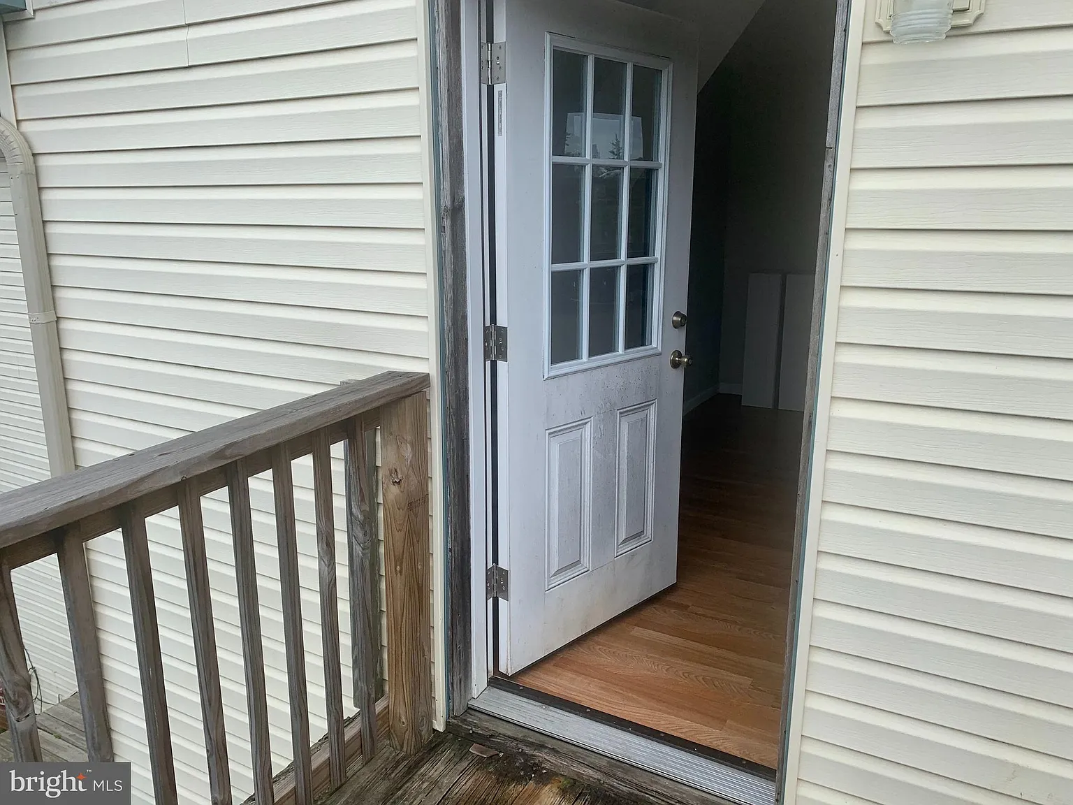 3 bed, 1812 sqft, $1,925 — Photo 2