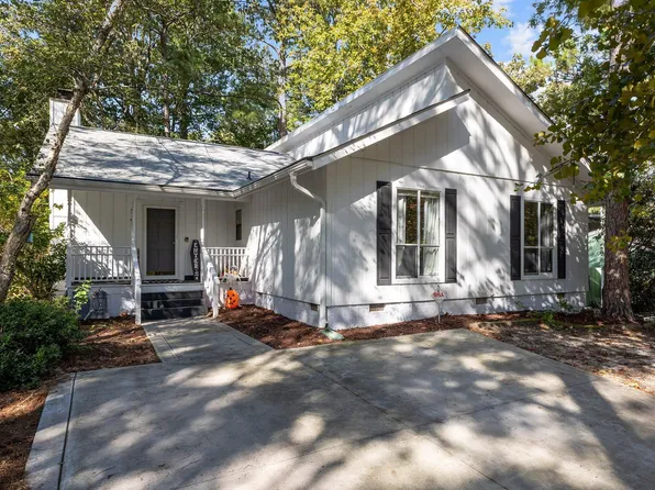 5761 Waterwood Dr, Fayetteville, NC 28314