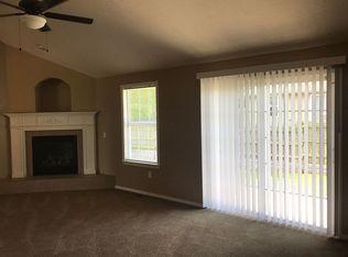 878 W Linwood Ave, Nixa, MO 65714
