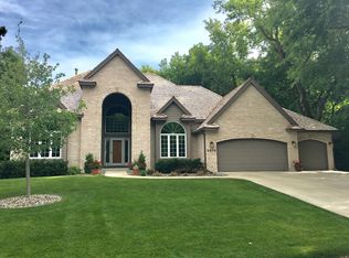 3070 Quinwood Ln N, Plymouth, MN 55441