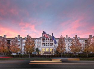 1000 Presidents Way APT 1205, Dedham, MA 02026