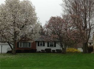 709 S Mercer Ave, Hermitage, PA 16148