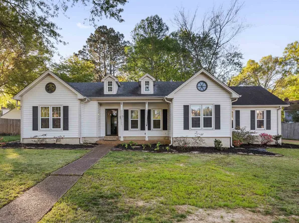 115 W Powell Rd, Collierville, TN 38017