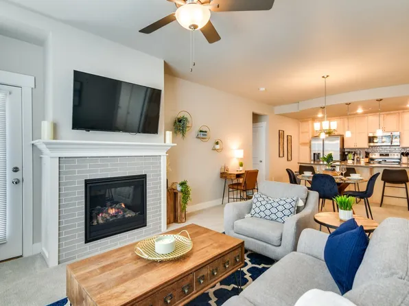 4622 Hahns Peak Dr #Id1385715p, Loveland, CO 80538