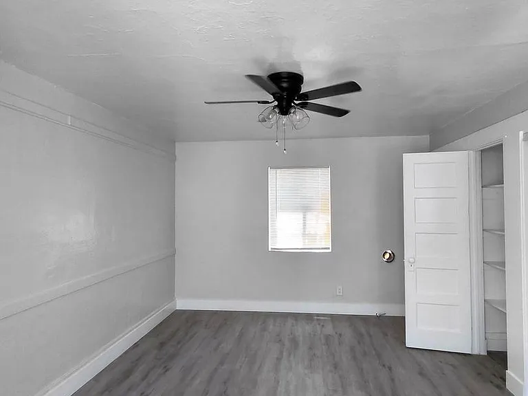 817 S Palos Verdes St — Photo 3