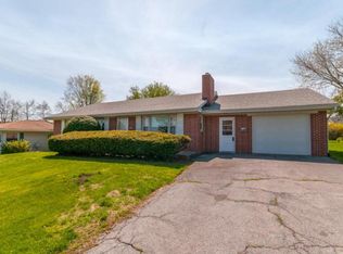 20 Ethel Ave, Leola, PA 17540
