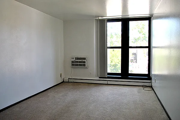 2495 N. Oakland Ave — Photo 7