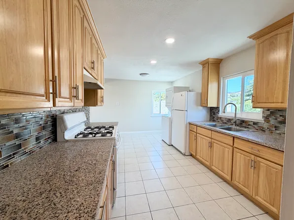 16114 Mateo St, San Leandro, CA 94578