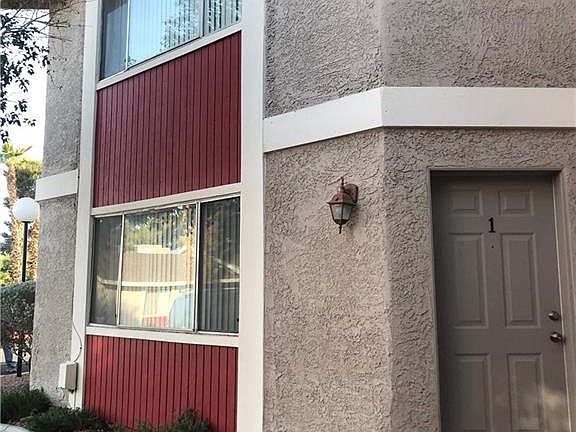 5th image of 100 S Crestline Dr APT 1