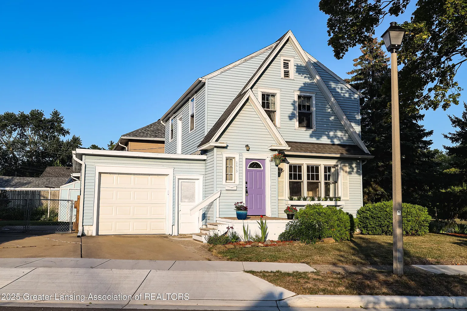 2615 Wayburn Rd photo 1