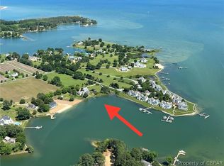 108 Oystershell Rd, Kilmarnock, VA 22482