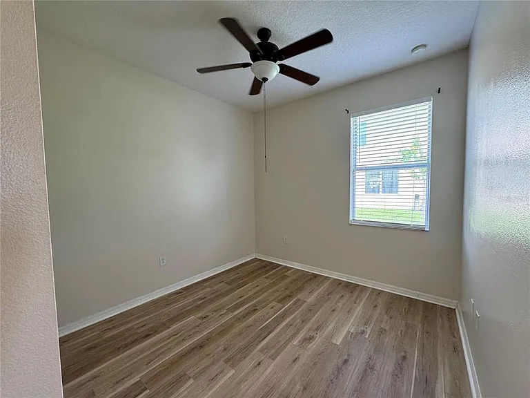 4912 Stone Acres Cir — Photo 18
