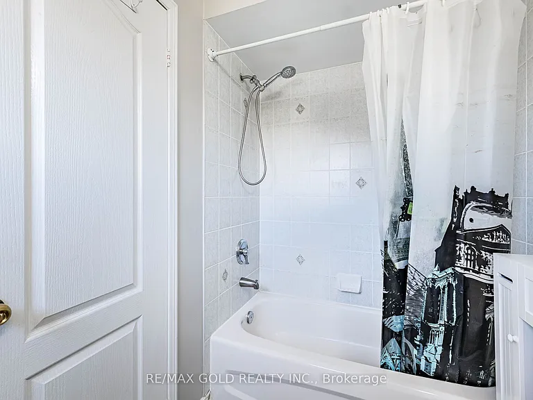 7 Roadmaster Ln — Photo 23