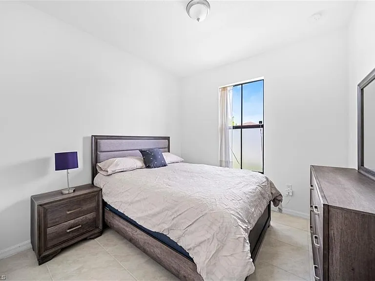5535 Useppa Dr — Photo 21