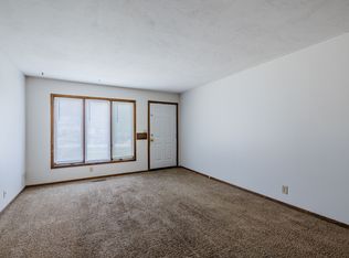 4141 S 51st St, Lincoln, NE 68506