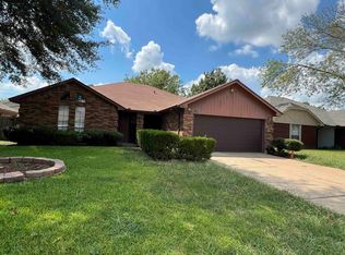6304 Berlinetta Dr, Arlington, TX 76001