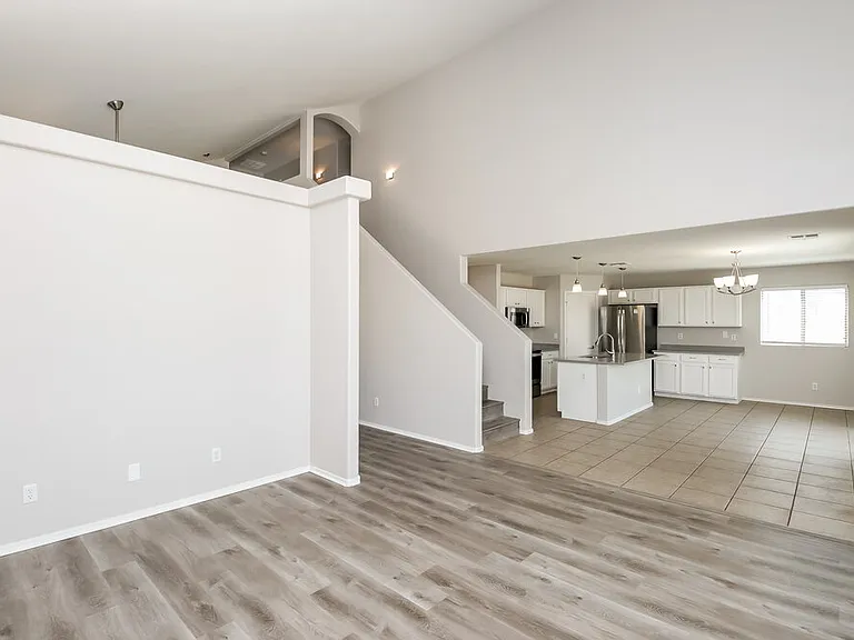 8115 W Florence Ave — Photo 8