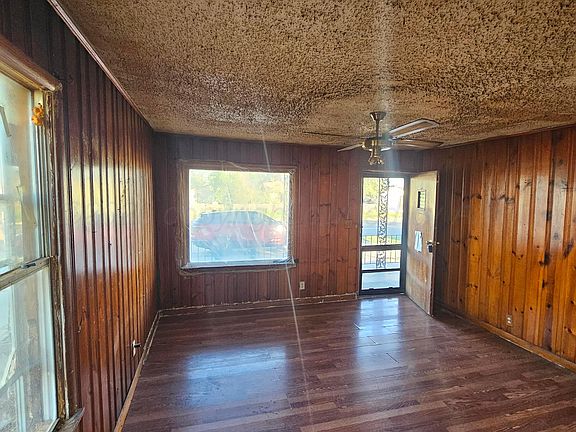 3rd image of 1422 S Arthur St