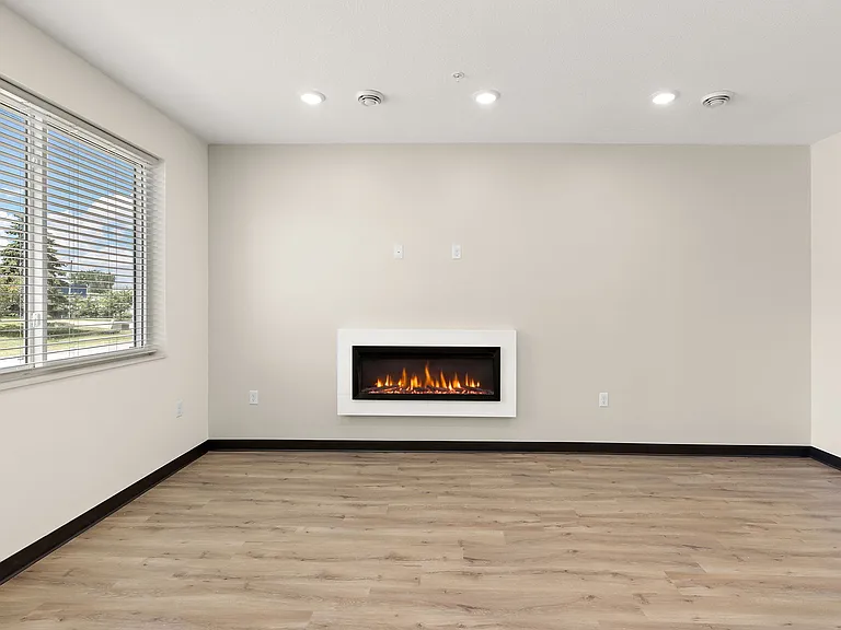 Manor Heights Townhome — Photo 35