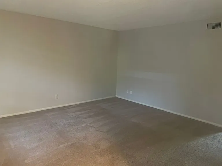 3818A W Country Club Rd — Photo 2
