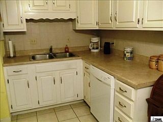 4th image of 4005 SW 26th St