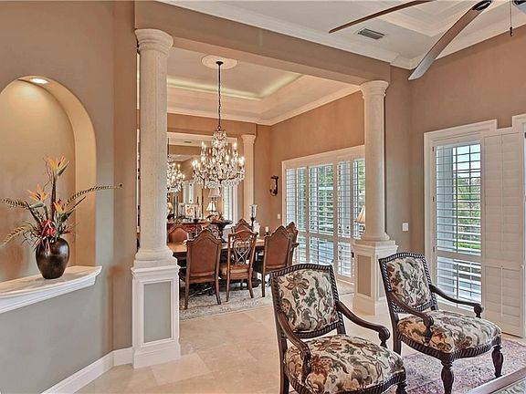 5th image of 260 Riverway Dr