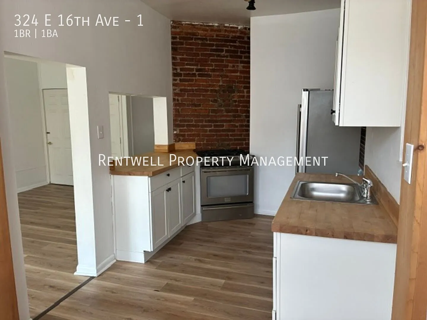 1st-Floor 1-Bedroom Apartment with Private Deck — Photo 3