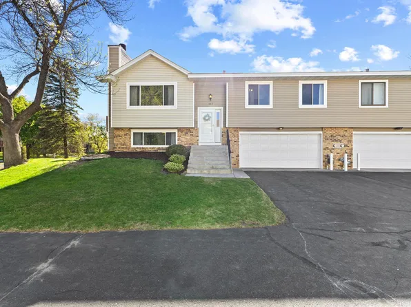 486 97th Ln NE, Blaine, MN 55434