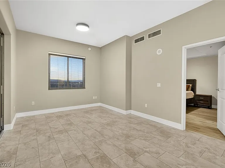 8255 Las Vegas Blvd S #802 — Photo 12