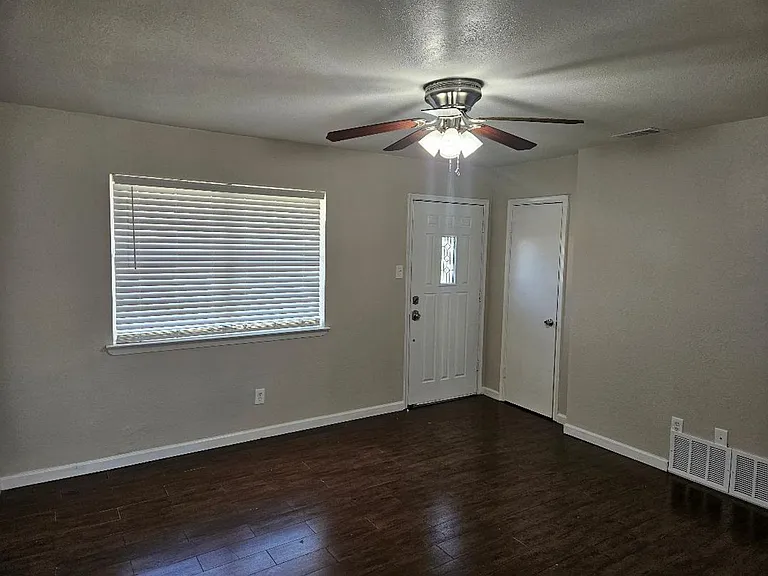 3511 Casa Ridge Dr — Photo 16