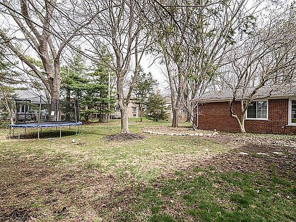 5th image of 4370 Eastgate Dr