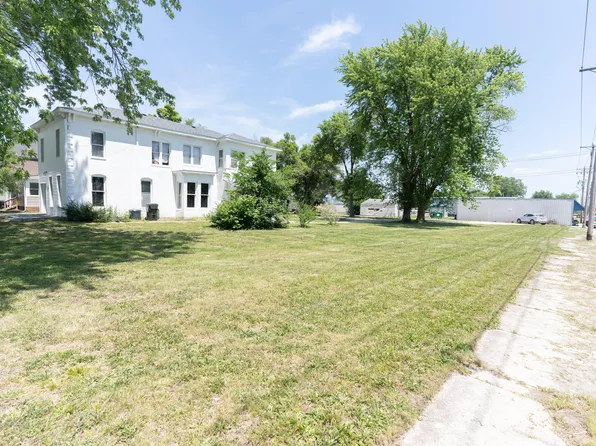 520 S Clark St, Moberly, MO 65270