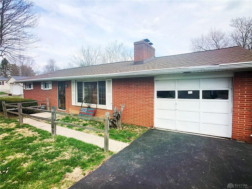 2nd image of 1674 Brook Lynn Dr
