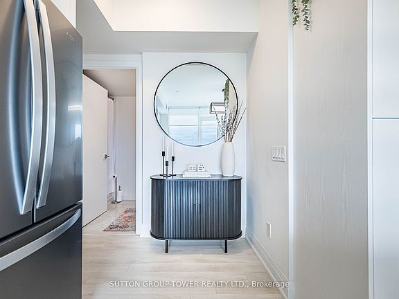 2nd image of 1461 Lawrence Ave W #609