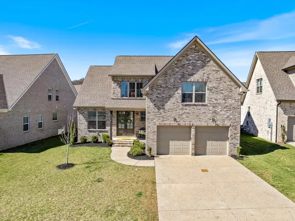 1706 Sorrell Park Dr, Spring Hill, TN 37174