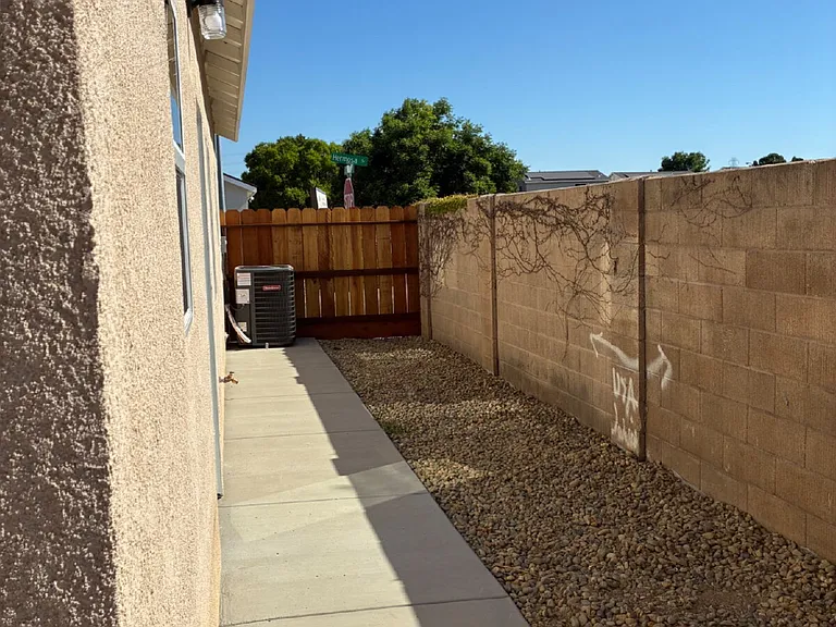 3656 San Onofre Ave — Photo 51