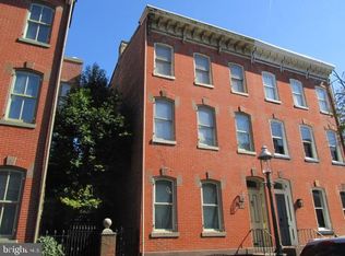 154 Mercer St, Trenton, NJ 08611